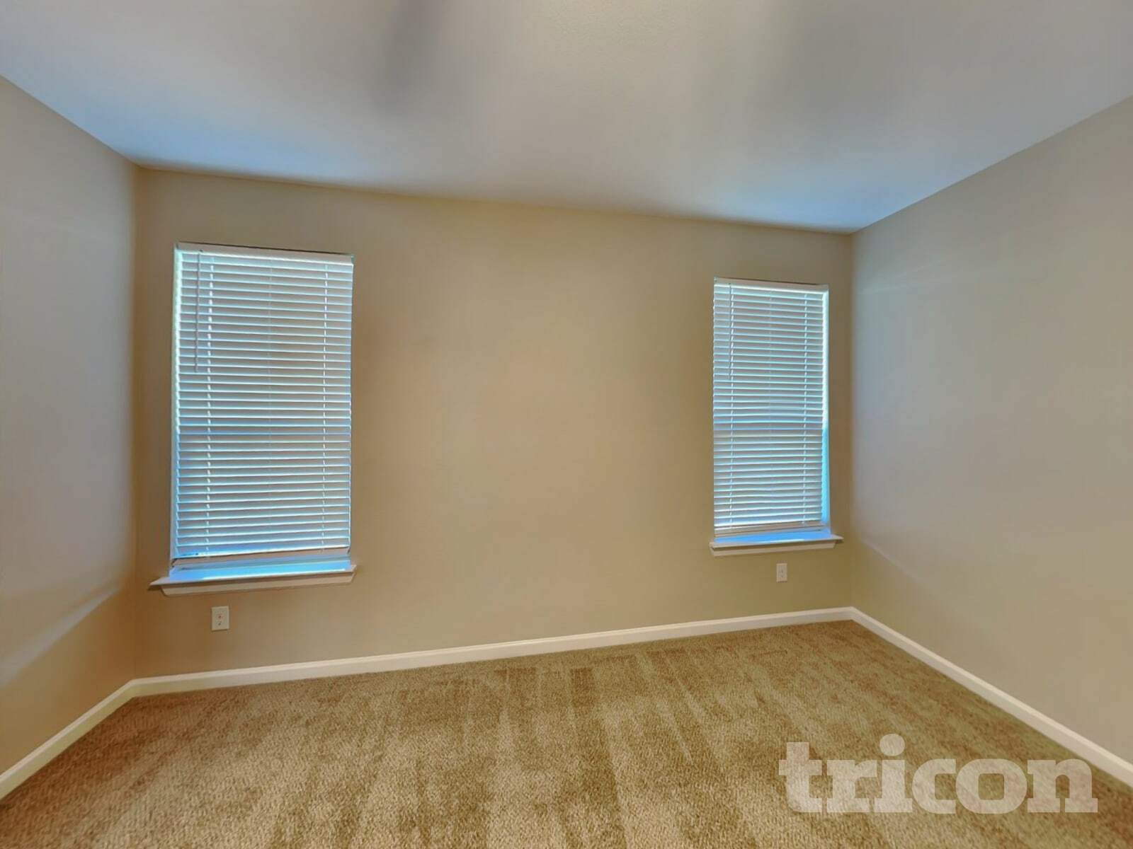 Building Photo - 540 Hazeltine Rd