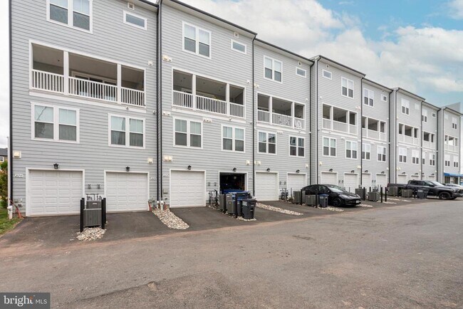 Building Photo - 20803 Wood Quay Dr