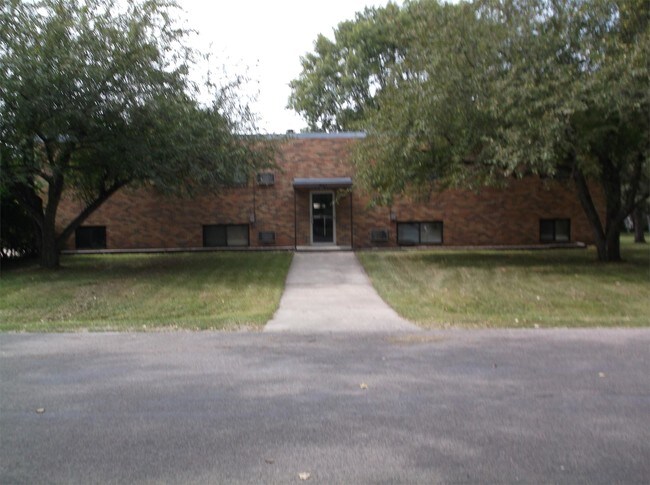Building Photo - 120 7th St SW