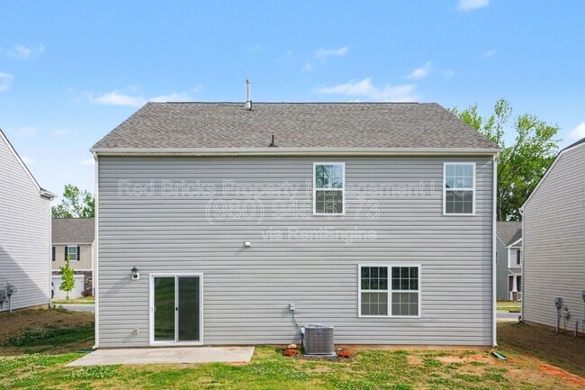 Building Photo - 11010 Austin Estates Dr