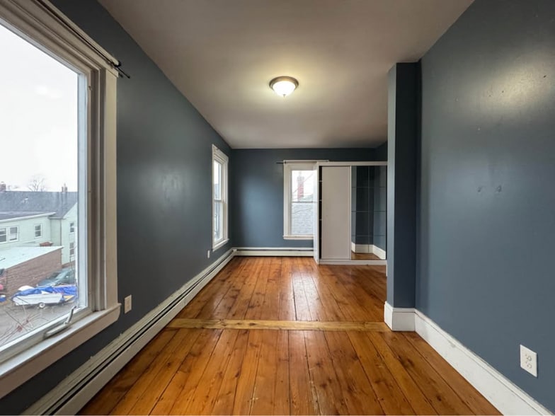 Building Photo - 6 Graham St