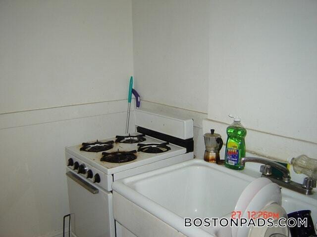 Building Photo - 99 Hancock St