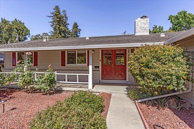 Building Photo - Terrific Sunnyvale Home