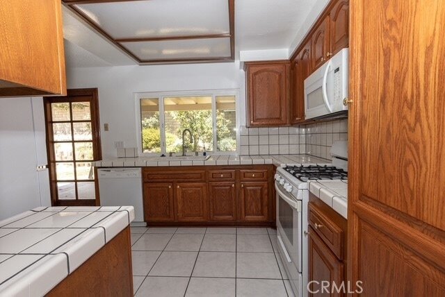 Building Photo - 21659 Spice Ct
