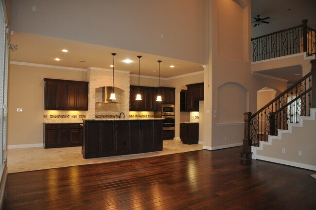 Building Photo - 27619 Lodgemist Ct