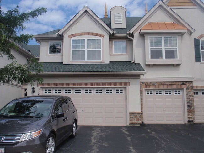Building Photo - 372 Shadow Creek Dr