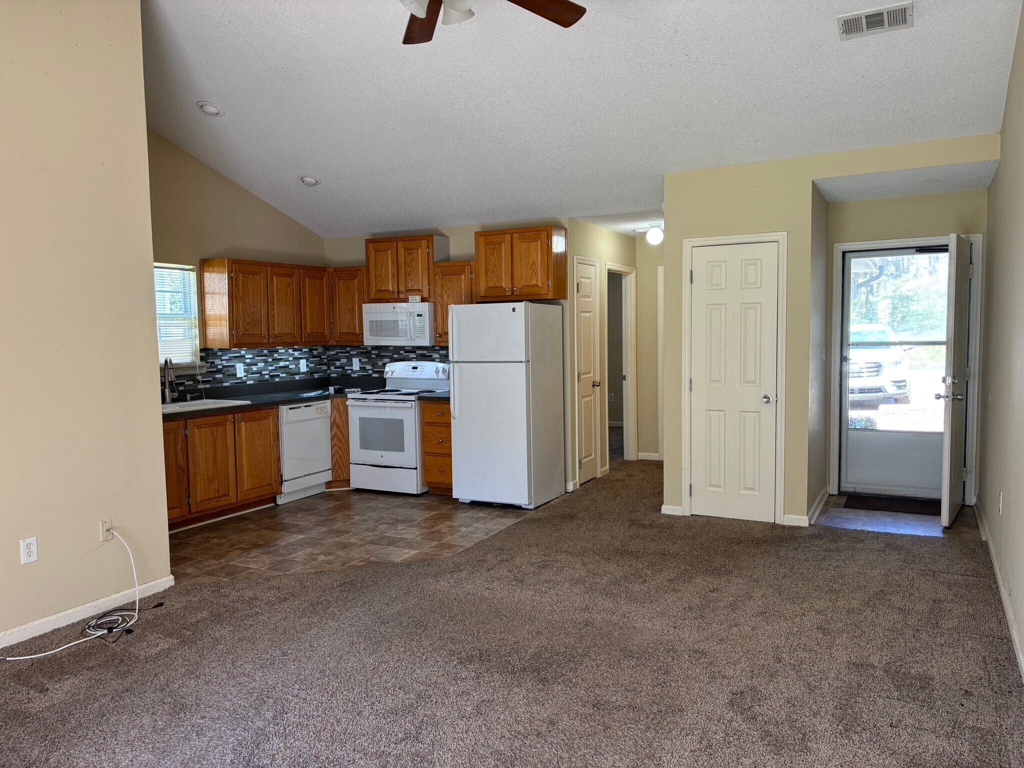 Building Photo - 35 W Sellers St