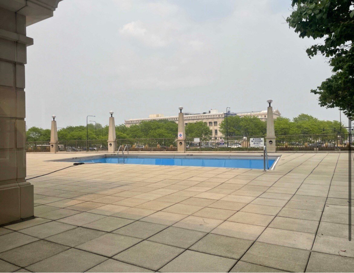 Building Photo - 233 E 13th St