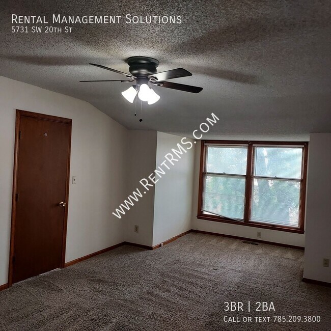 Building Photo - 5731 SW 20th St