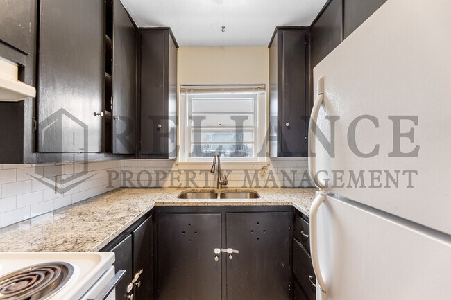 Building Photo - 3304 E Douglas Ave