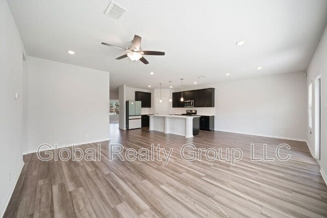 Building Photo - 6831 Titan Pk