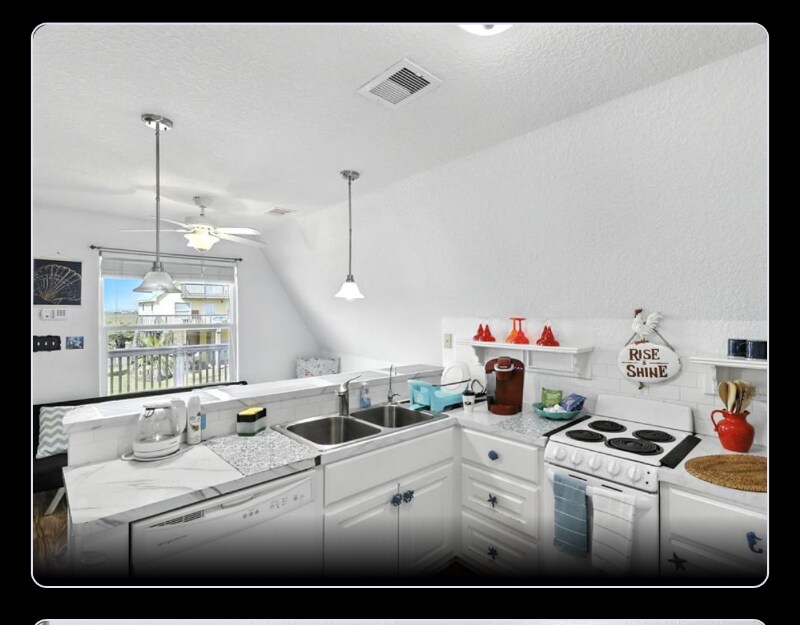 Building Photo - 222 Sandpebble Pl