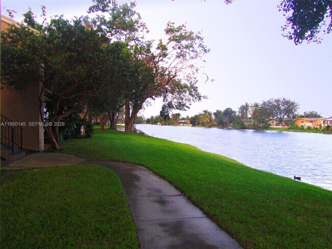 Building Photo - 1731 NW 96th Terrace