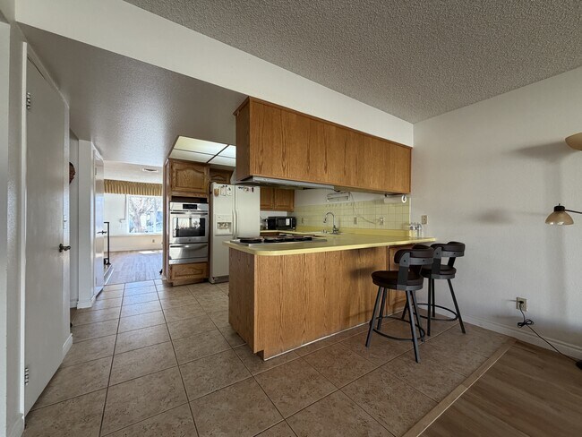 Building Photo - 6822 Endora Dr