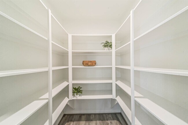Building Photo - 4920 Arbor Crest Ln