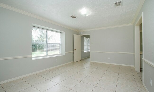 Building Photo - 18531 Lippizaner Dr