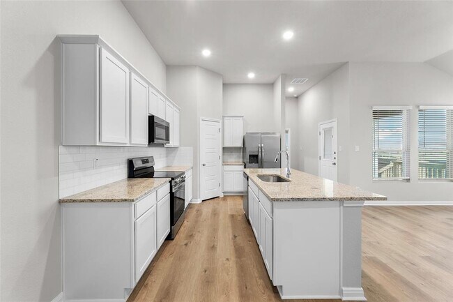 Building Photo - 185 Schrader Dr