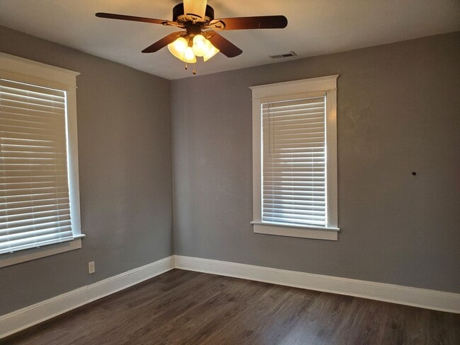 Building Photo - 2623 Marlboro Ave