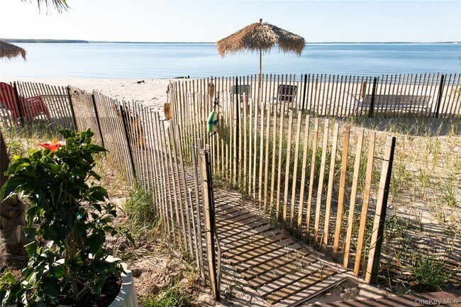 Building Photo - 610 Park Ave