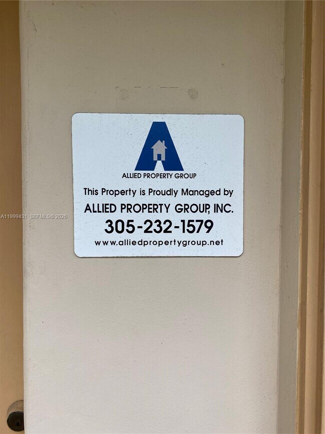 Building Photo - 1855 NE 121st St