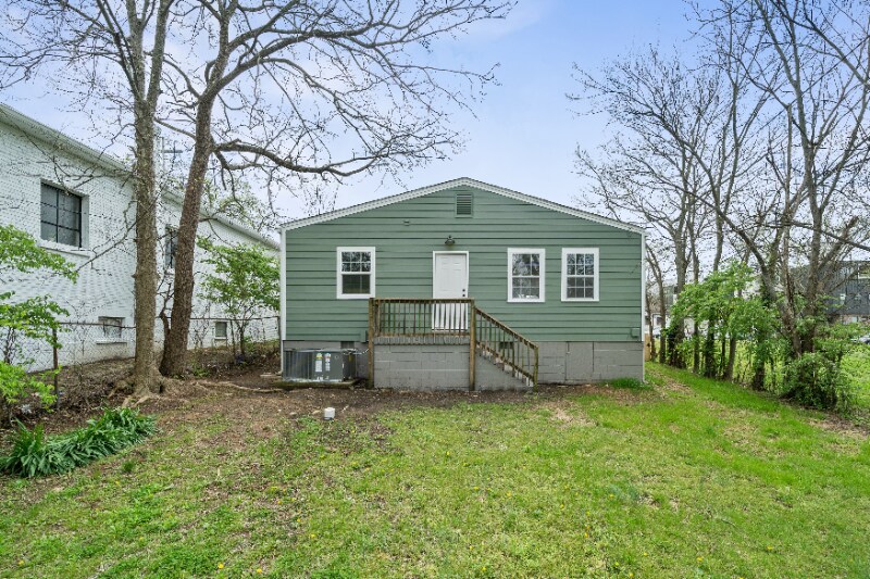 Building Photo - 2706 Torbett St