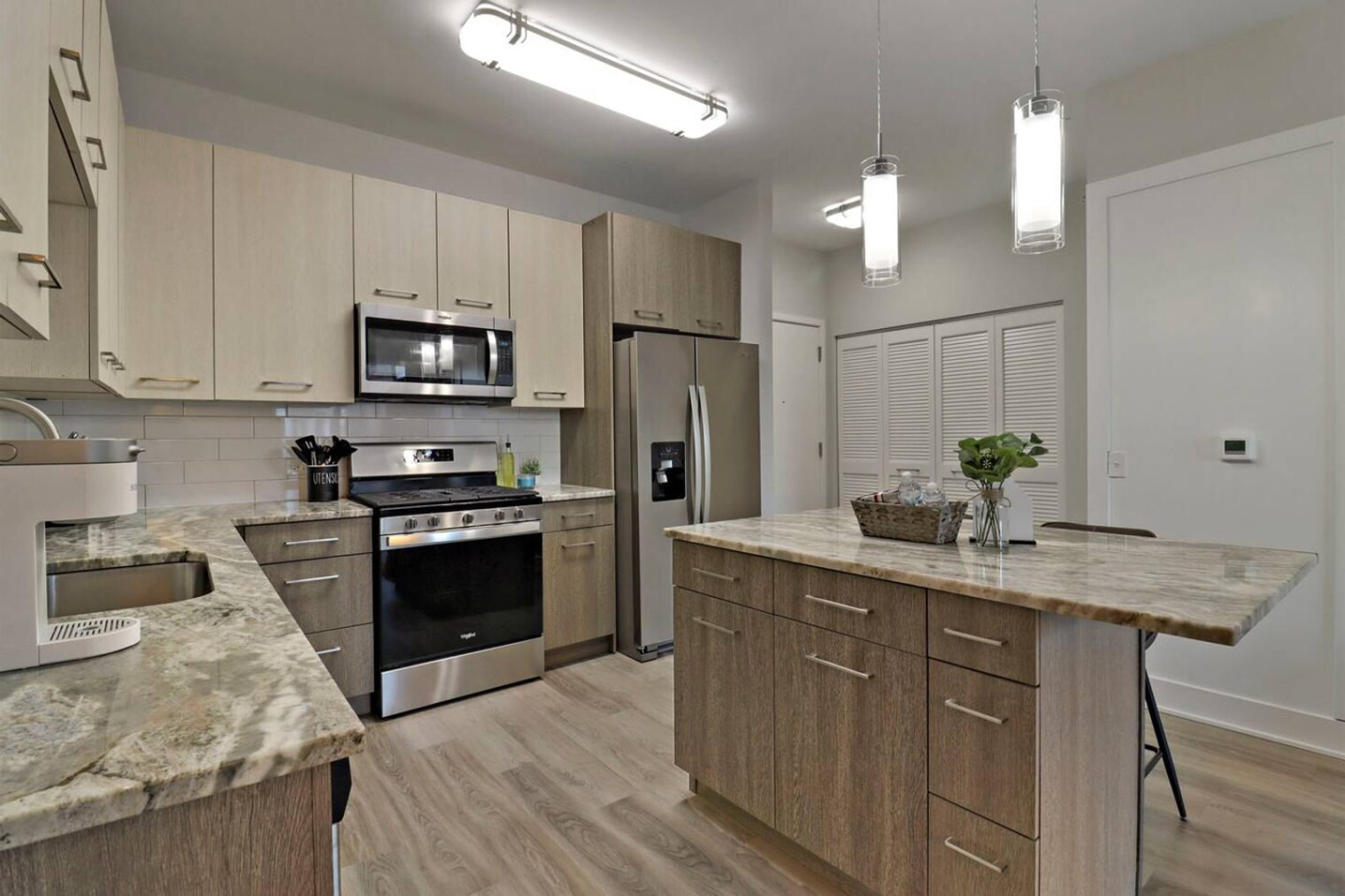 Building Photo - 28294 Ferry Rd