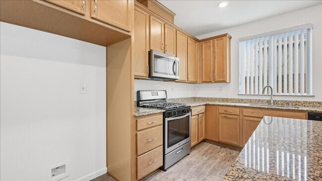 Building Photo - 4531 Gray Lodge Loop