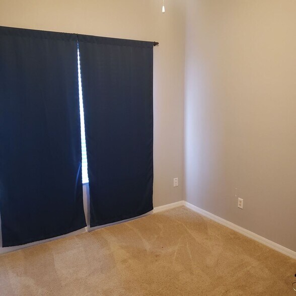 Building Photo - 2771 Oakwater Dr