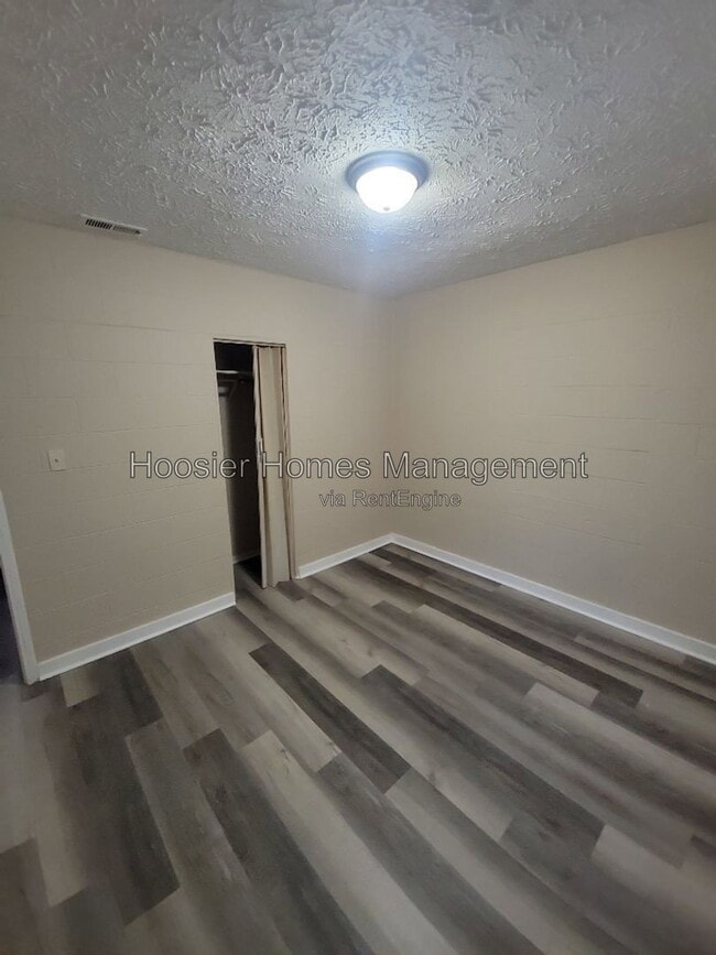 Building Photo - 1254 W 23rd St