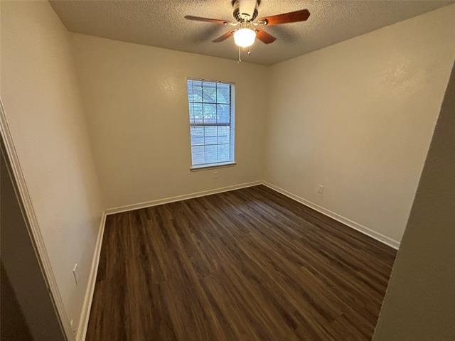 Building Photo - 2514 Livingston Ln