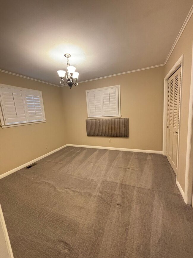 Building Photo - A House For Rent Does Not Come For Rent Ve...
