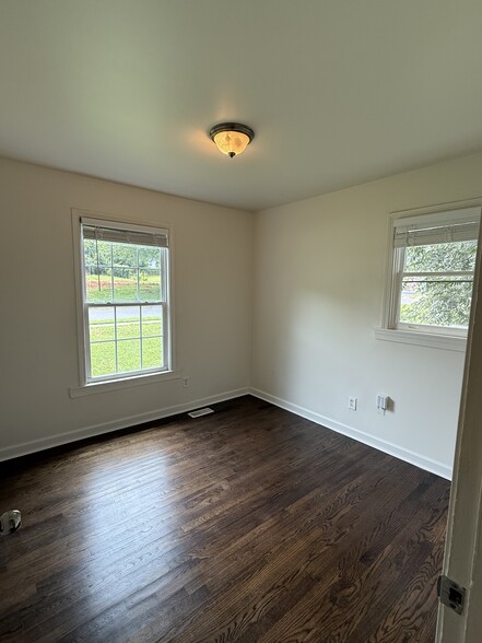 Guest bedroom II, second room on the left - 2311 Crestview Drive