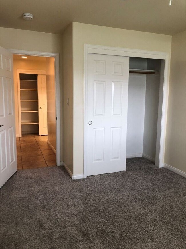 Building Photo - 13003 Lake Pueblo Way