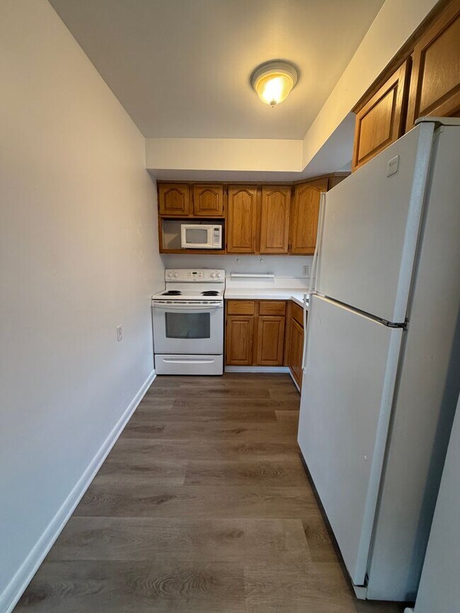 Building Photo - 534 Maryland Ave