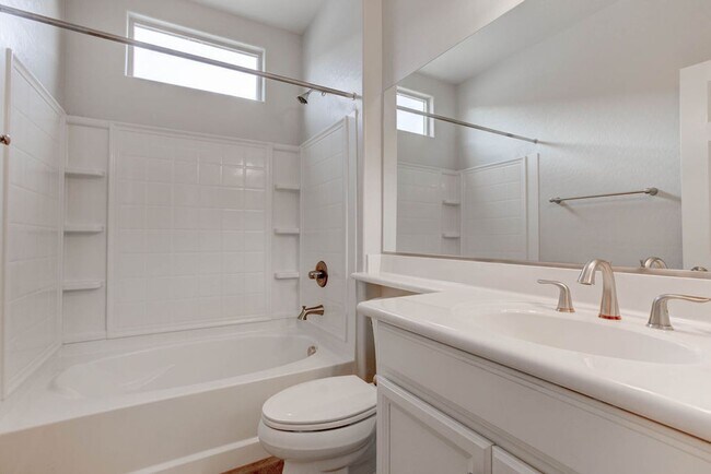 Building Photo - 5641 Sagamore Canyon St