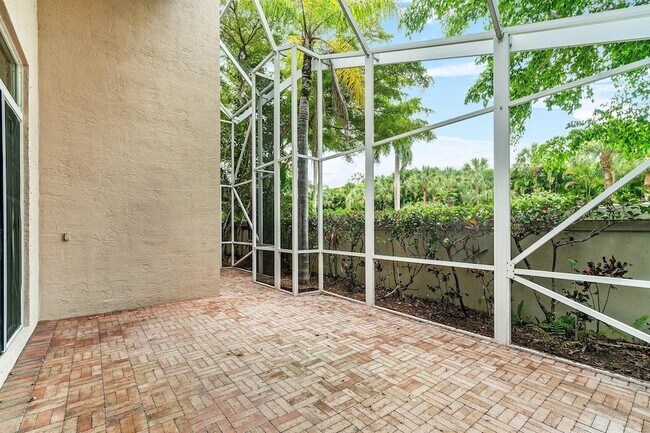 Building Photo - 7690 Hummingbird Ct