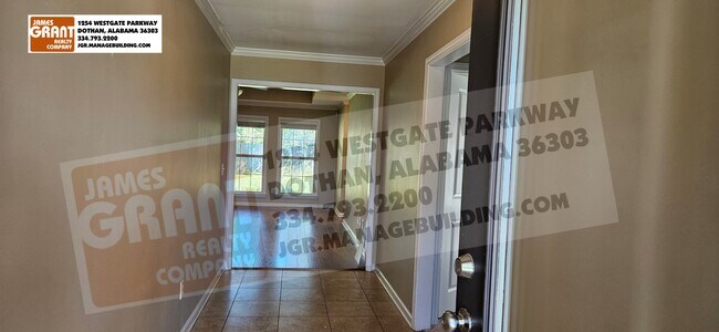 Building Photo - 302 Brushfire Dr