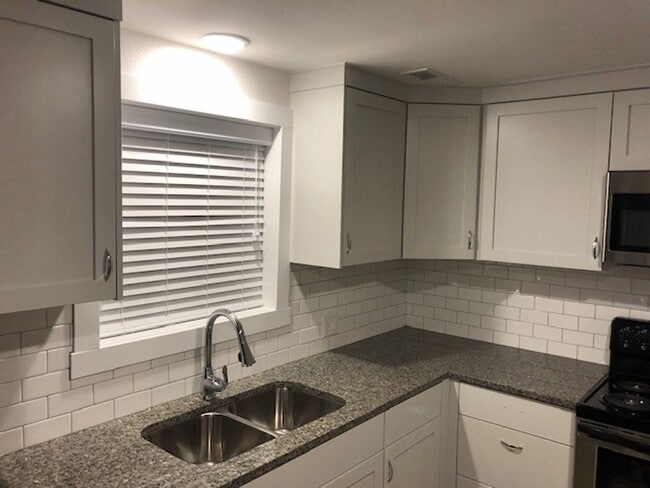 Building Photo - Orem 2 bedroom Rental