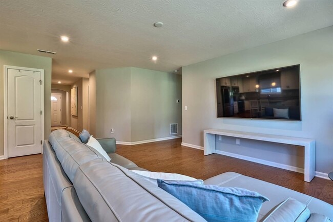 Building Photo - 2321 Slaney Ln
