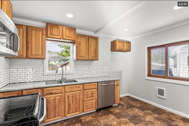 Building Photo - Beautiful 3 bed 2bath Home for Rent!