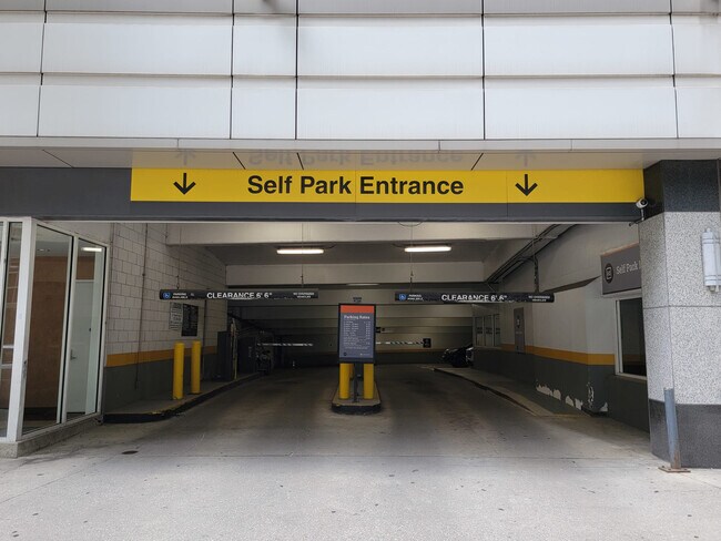 Building Photo - 29 S LaSalle St