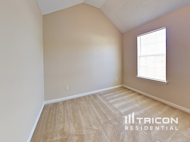 Building Photo - 4400 Millenium View Ct SW