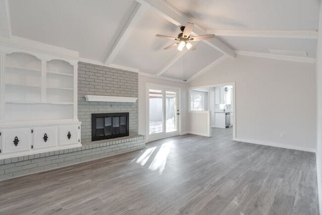 Building Photo - 2704 NW 115th St