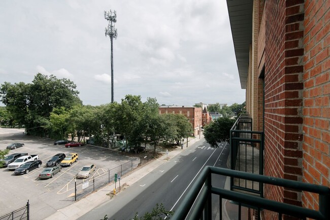 Building Photo - Live in the Heart of Downtown Raleigh!