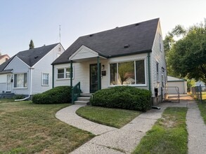 Building Photo - 18845 Fox