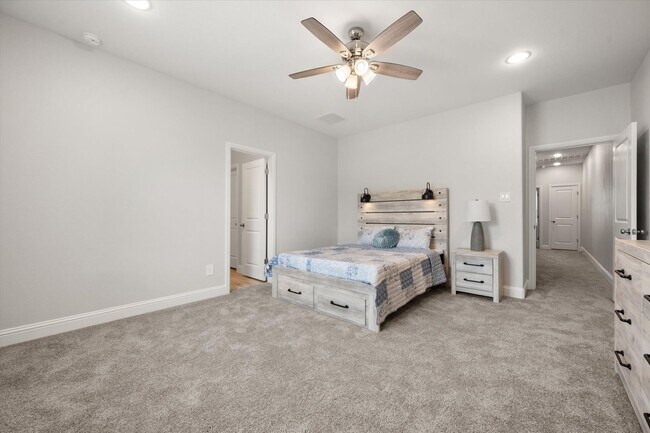 Building Photo - Brand New Luxury Townhouse in West Arlington