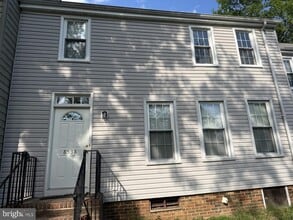 Building Photo - 8538 Anderson Ave