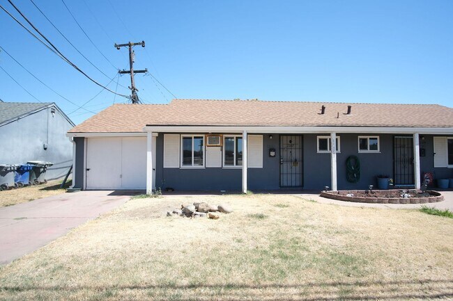 Building Photo - 1207-1209 Merced Avenue
