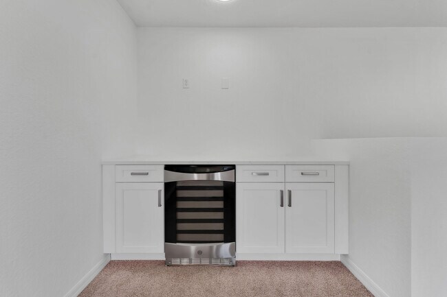 Building Photo - 4455 55th St