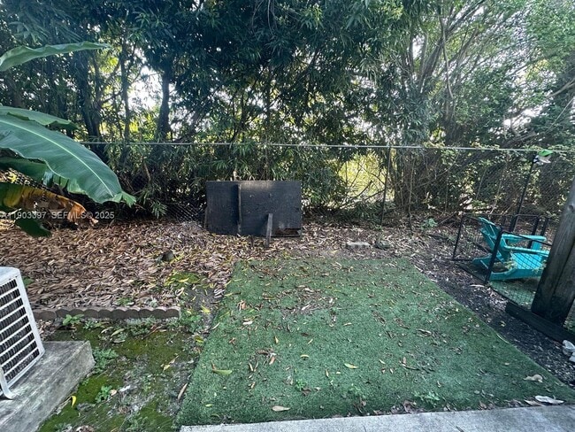 Building Photo - 1712 SE 31st Ct